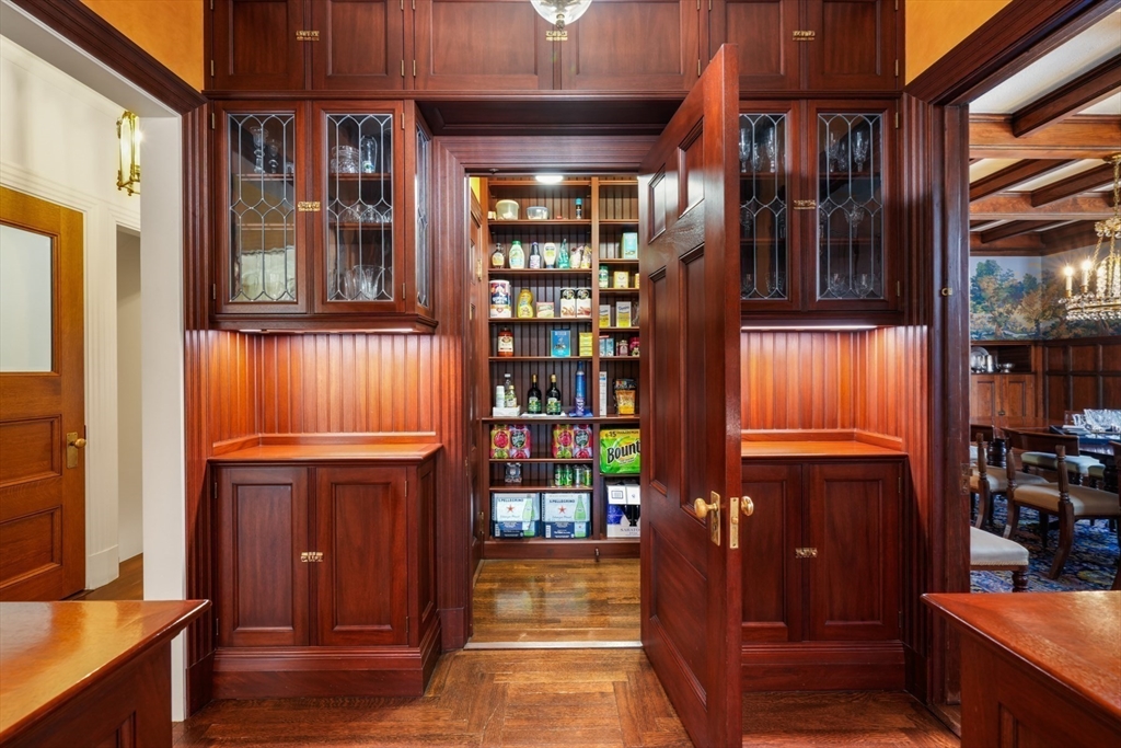 96 Dean Road Brookline, MA 02445 - Photo 10 of 40