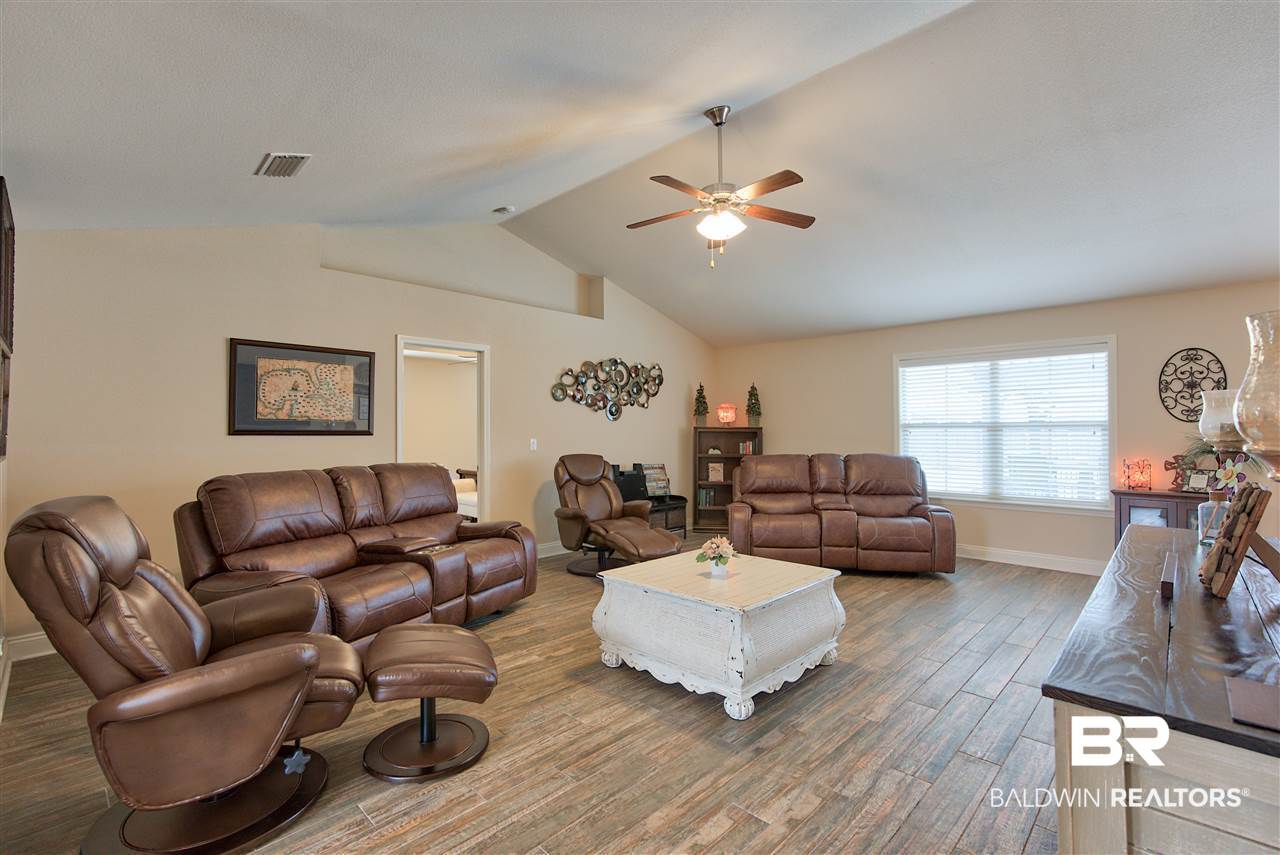 14791 Troon Drive Foley, AL 36535 - Photo 5 of 36 Living room