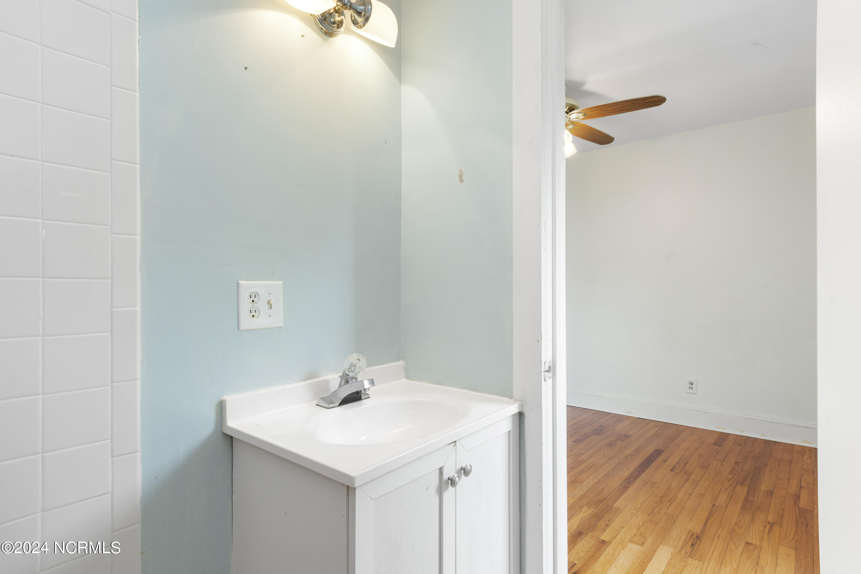 716 Nine Foot Road Newport, NC 28570 - Photo 32 of 47 716-NineFtRd-4-17-2024-032