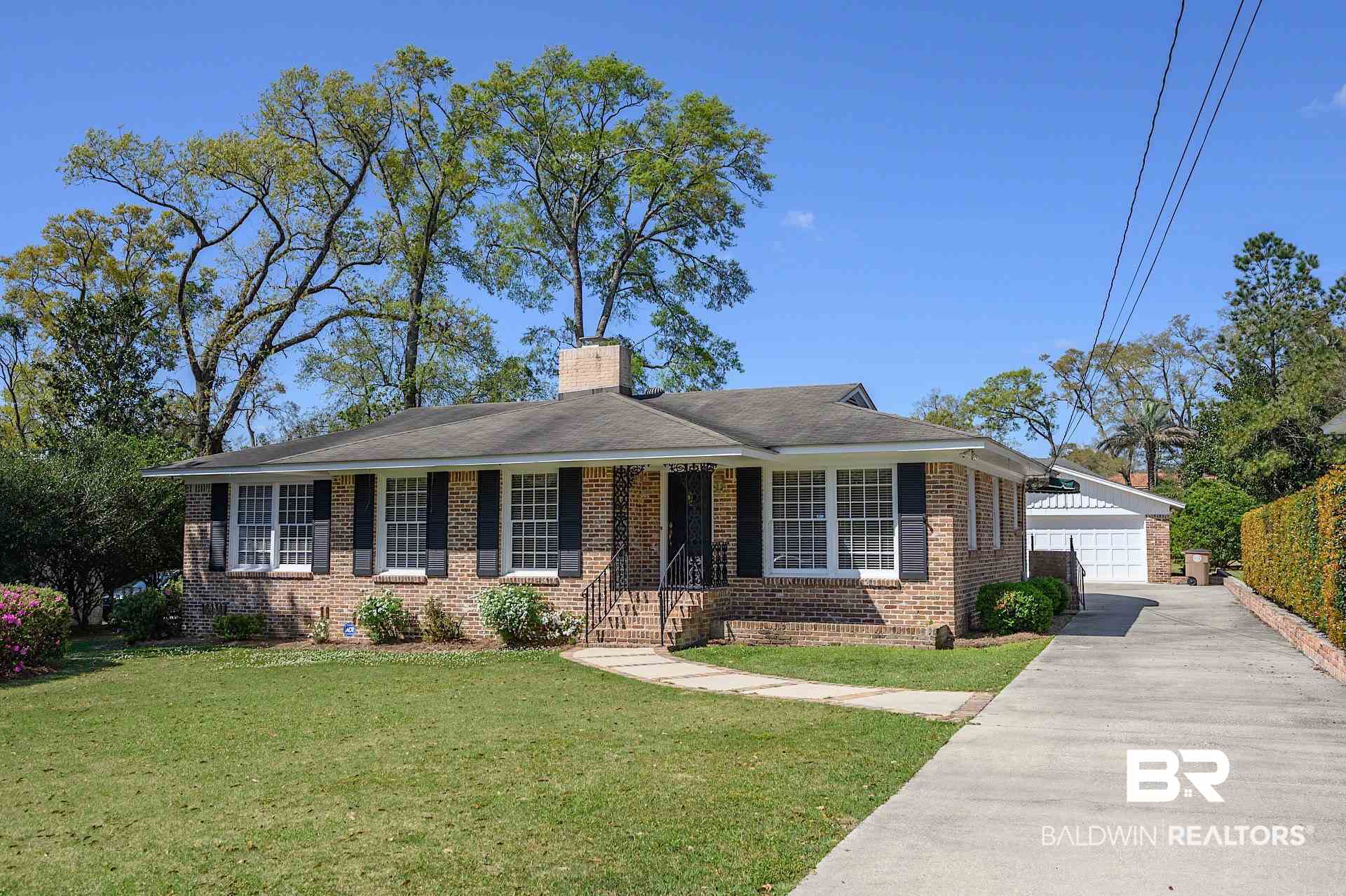 155 Oakway Drive Mobile, AL 36608 - Photo 7 of 31 Detached Double Garage