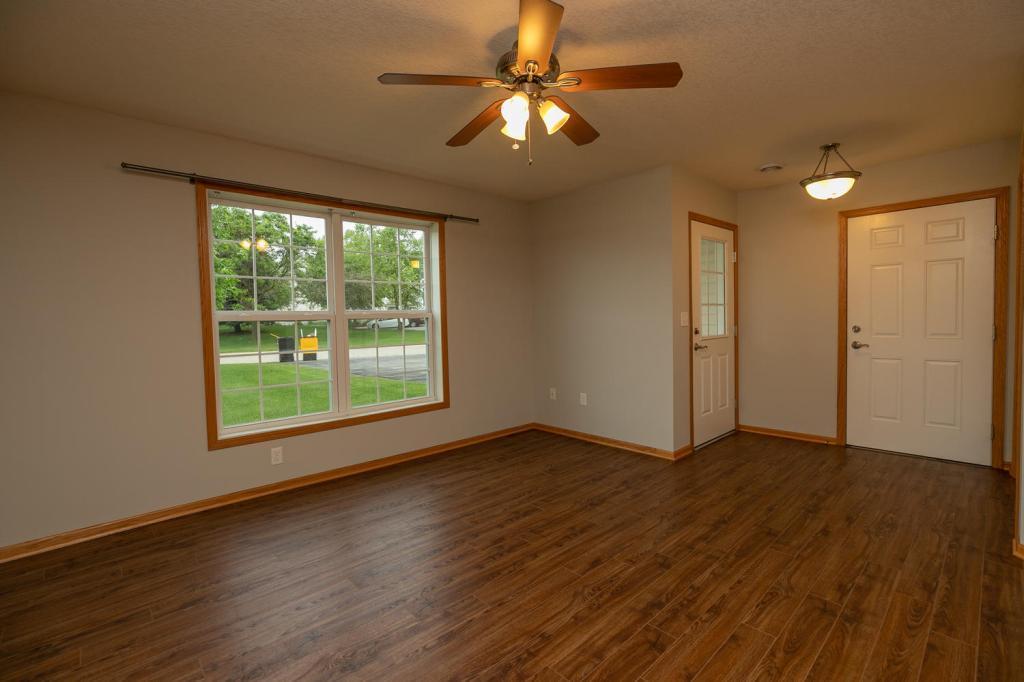 3042 Salem Meadows Drive Southwest Rochester, MN 55902 - Photo 2 of 23 Gallery Image 2