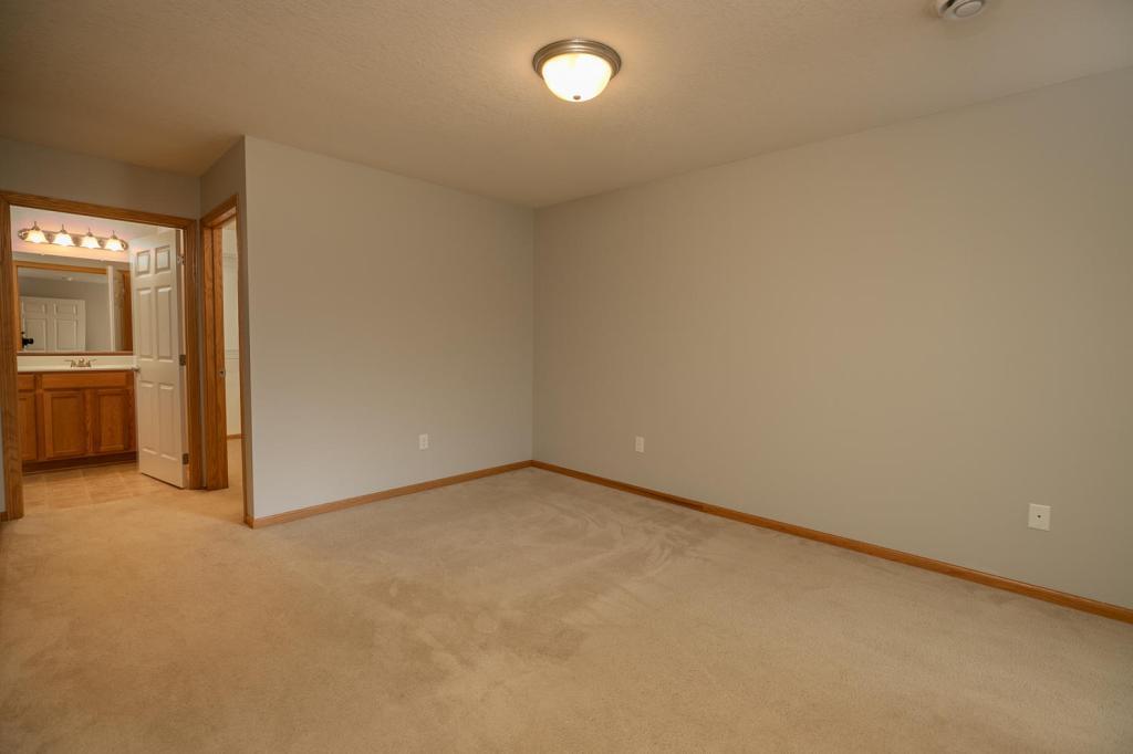 3042 Salem Meadows Drive Southwest Rochester, MN 55902 - Photo 12 of 23 Gallery Image 12