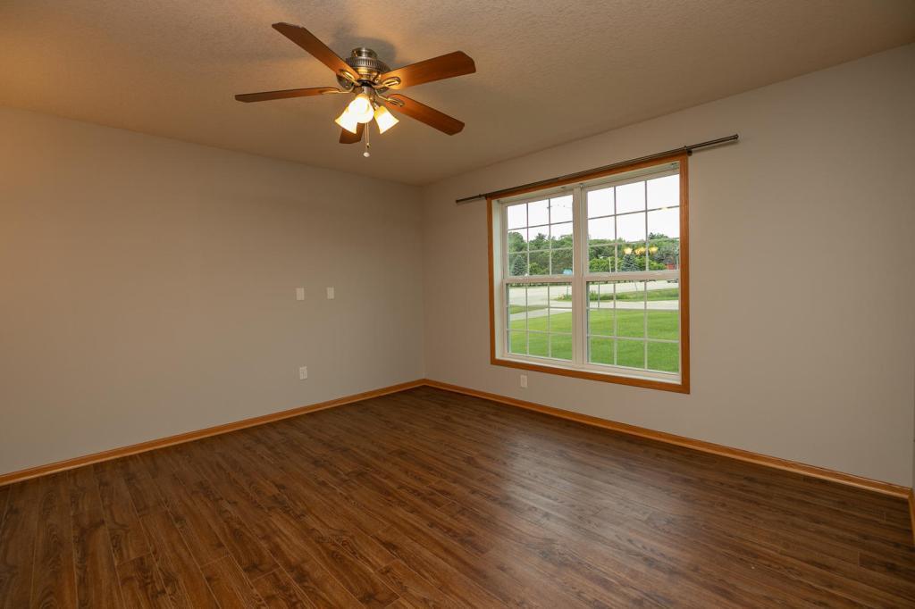 3042 Salem Meadows Drive Southwest Rochester, MN 55902 - Photo 3 of 23 Gallery Image 3