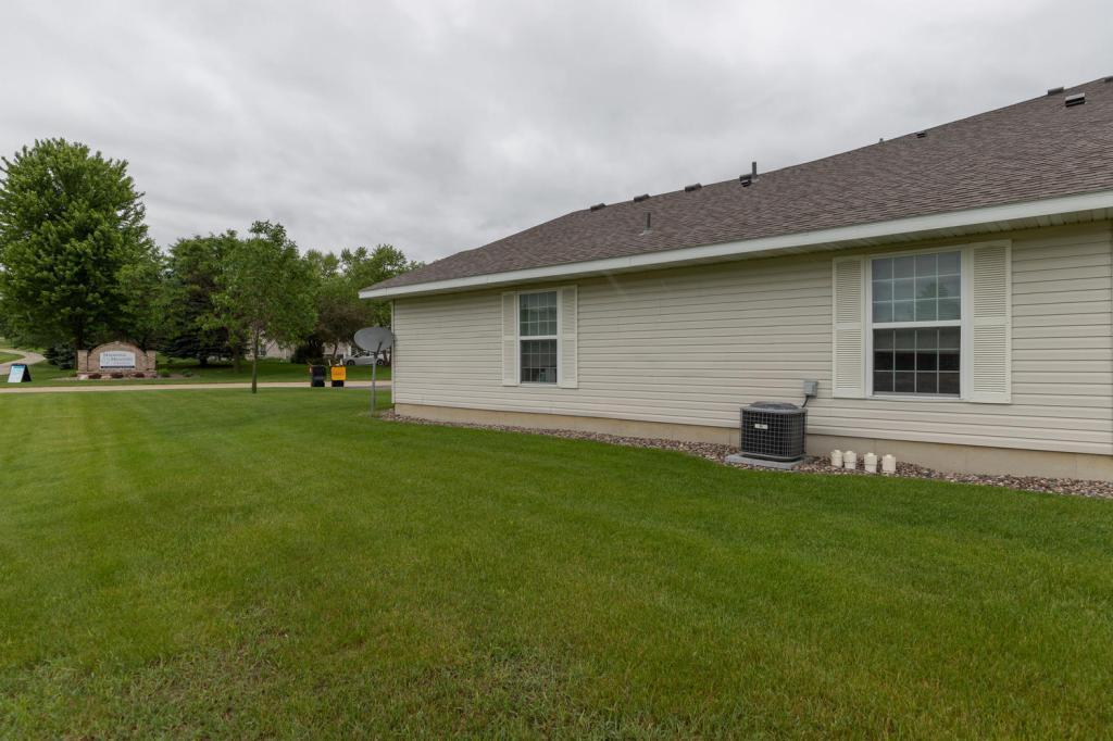 3042 Salem Meadows Drive Southwest Rochester, MN 55902 - Photo 22 of 23 Gallery Image 22