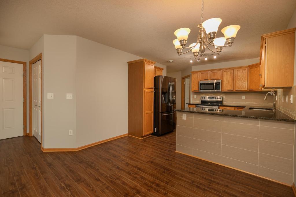 3042 Salem Meadows Drive Southwest Rochester, MN 55902 - Photo 6 of 23 Gallery Image 6