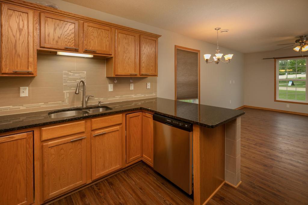 3042 Salem Meadows Drive Southwest Rochester, MN 55902 - Photo 10 of 23 Gallery Image 10