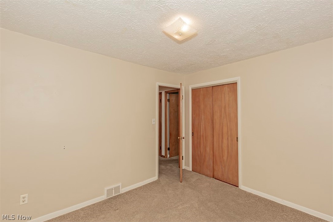 1632 Sunview Road Cleveland, OH 44124 - Photo 20 of 31 Gallery Image 20