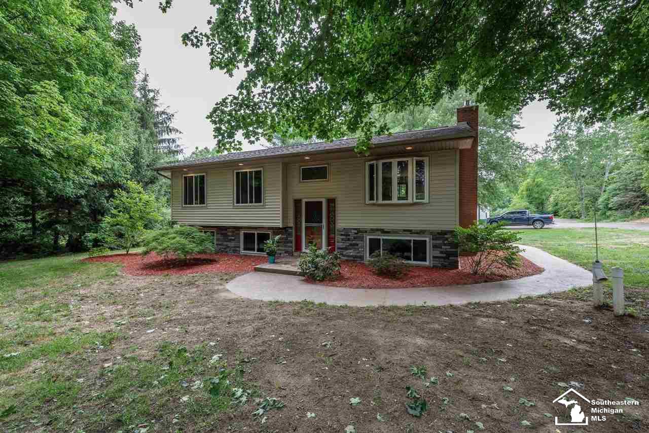 11305 Plank Road Milan, MI 48160 - Photo 2 of 39