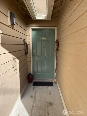 $445,000 | 8204 Spokane Drive, Unit 302, Everett, WA 98203