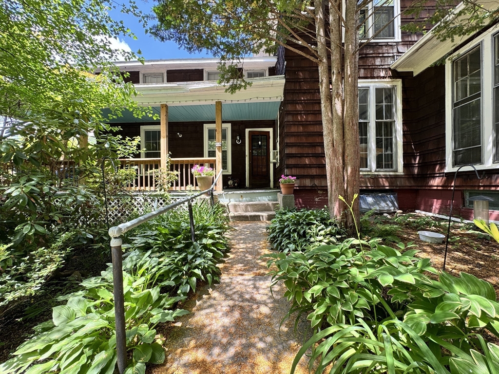 98 Conway Street Greenfield, MA 01301 - Photo 1 of 41