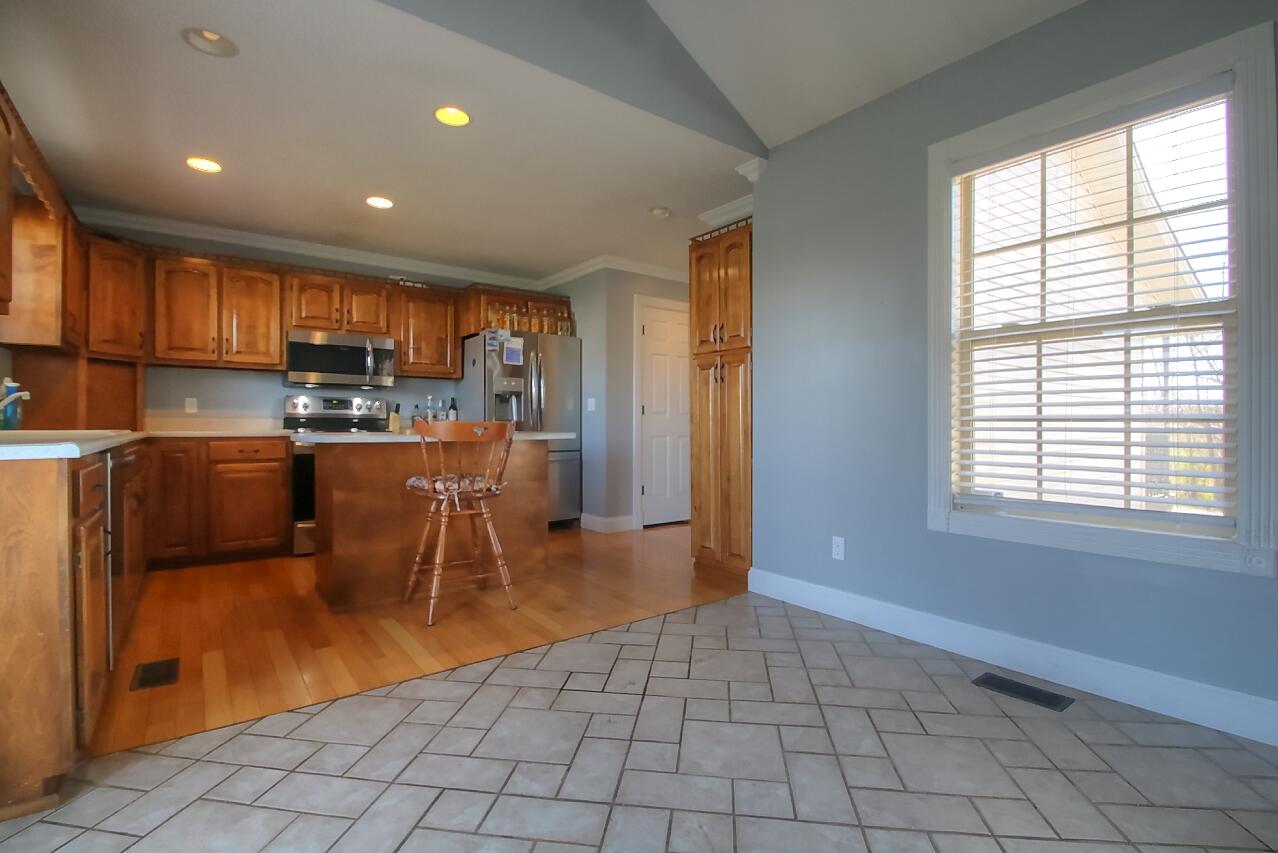 1910 Laurel River Road London, KY 40744 - Photo 13 of 16 30