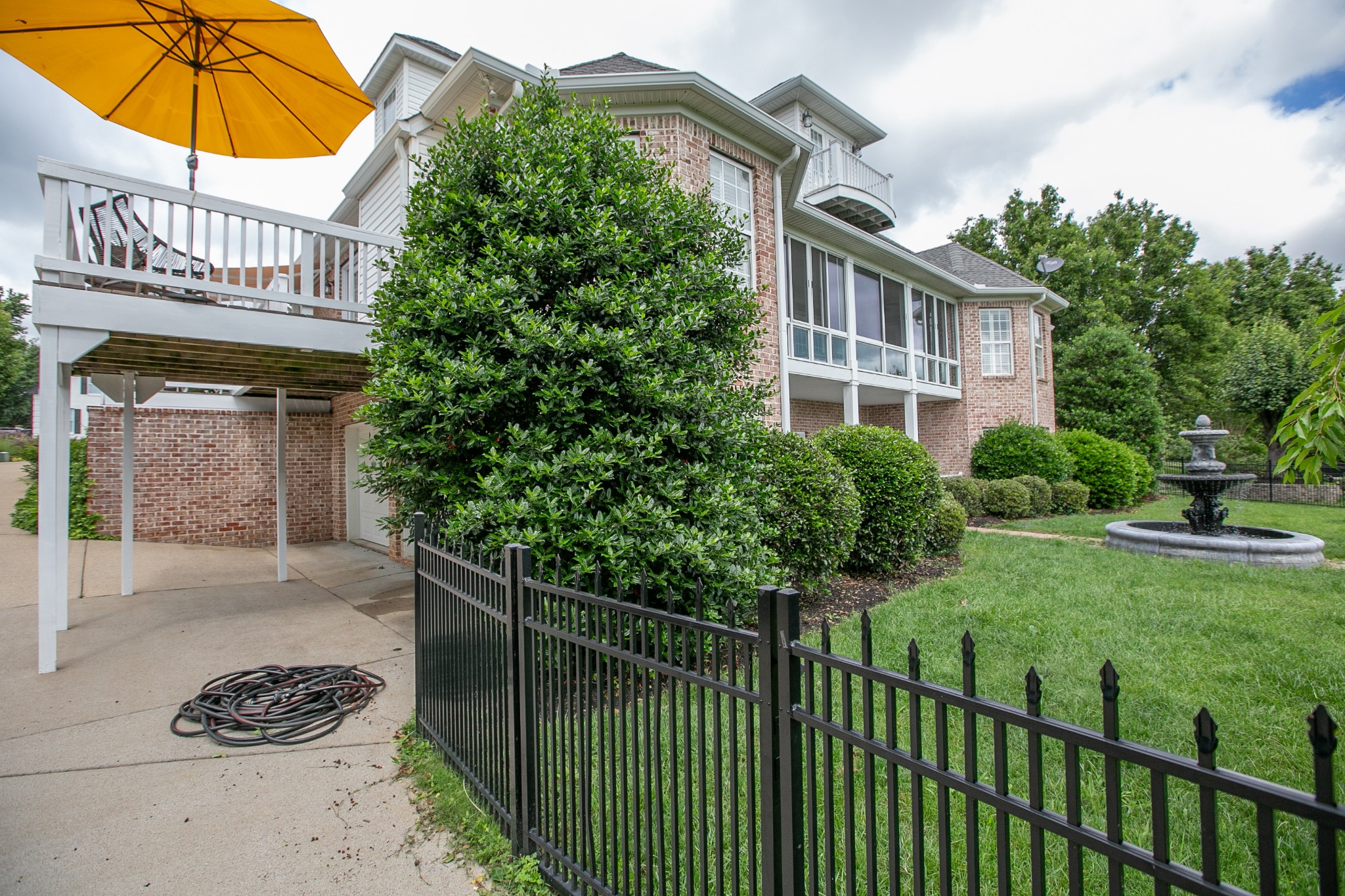 2613 Sequoya Trace Murfreesboro, TN 37127 - Photo 36 of 48 a house view with a garden space