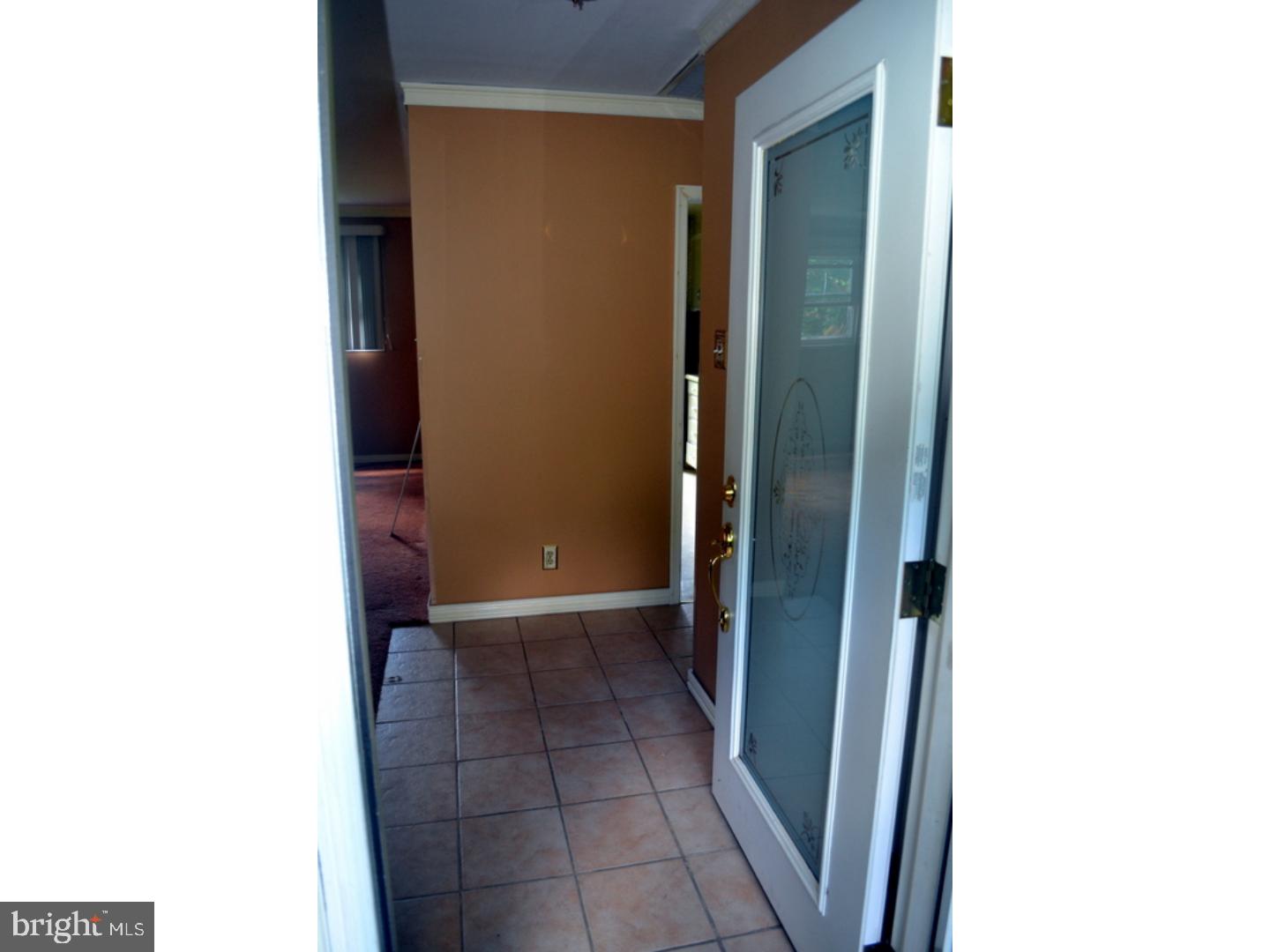 232 Brookside Road Norristown, PA 19401 - Photo 4 of 25 Gallery Image 4