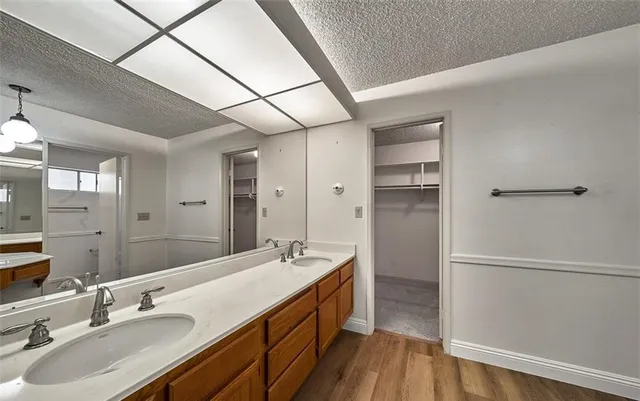 $3,980 | 18170 Andrea Circle South, Unit 1, Northridge, CA 91325