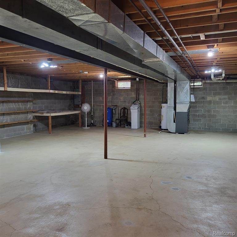14848 Sharrard Road Allenton, MI 48002 - Photo 43 of 56