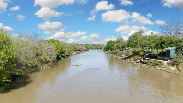 $2,370,000 | 1351 River Road, Waco, TX 76705
