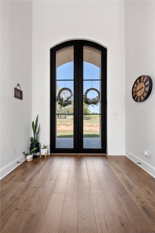 1351 River Road Waco, TX 76705 - Photo 9 of 96 a view of an empty room with window and wooden floor