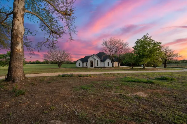 $2,370,000 | 1351 River Road, Waco, TX 76705