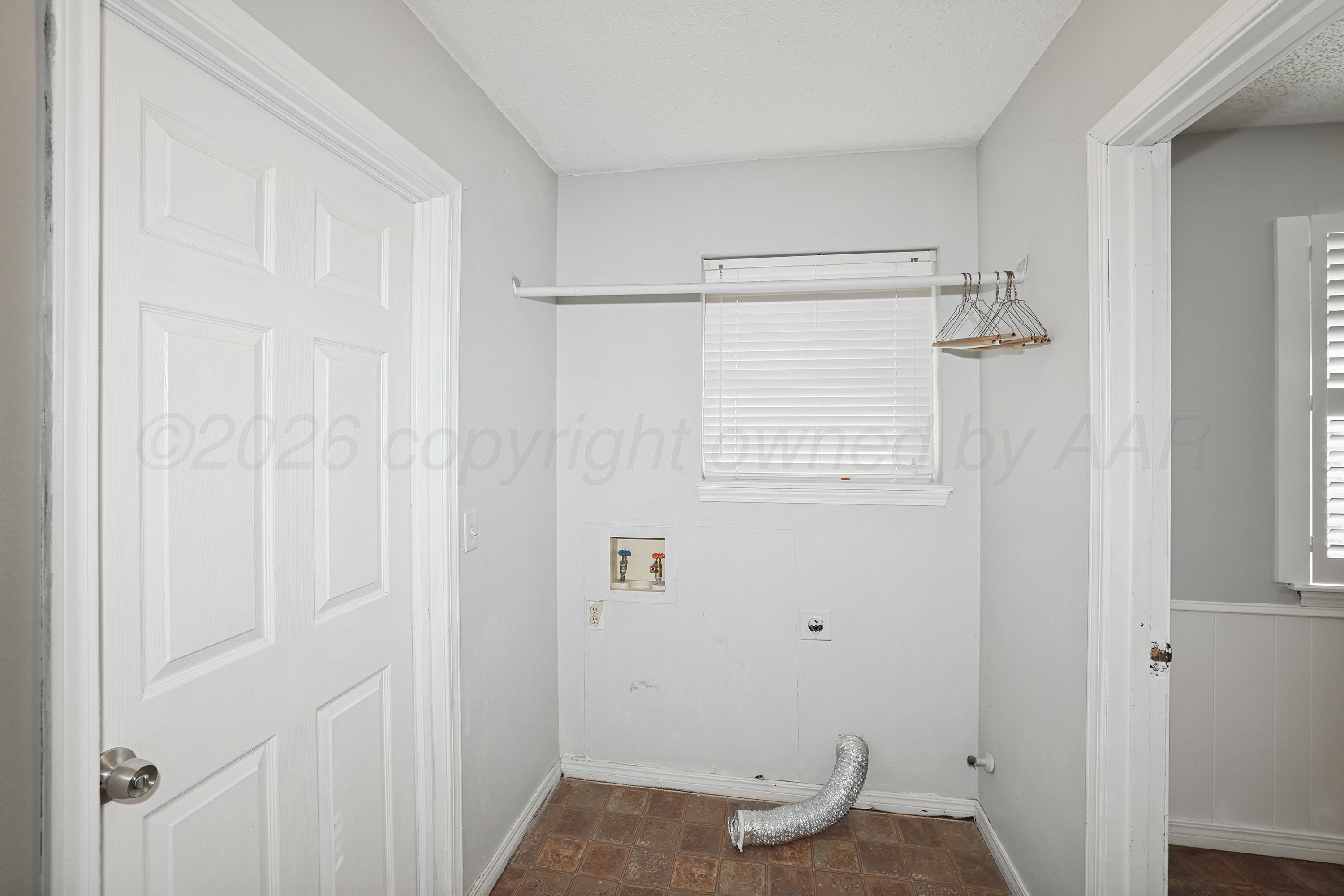 6108 Cornell Street Amarillo, TX 79109 - Photo 22 of 26 22-Utility