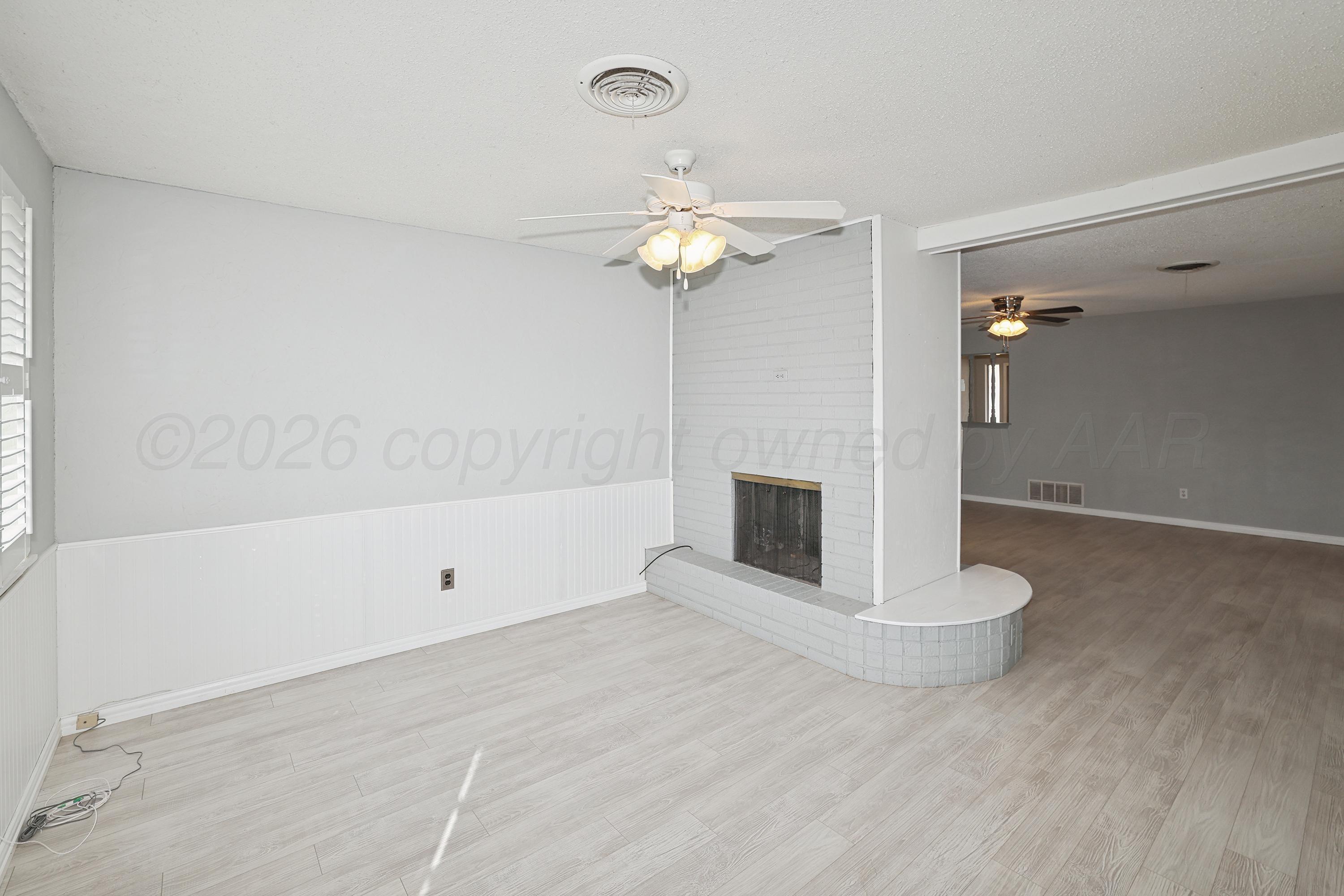 6108 Cornell Street Amarillo, TX 79109 - Photo 7 of 26 7-2nd Living Area