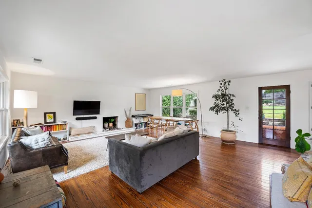 $1,750,000 | 1310 McAndrew Road, Ojai, CA 93023