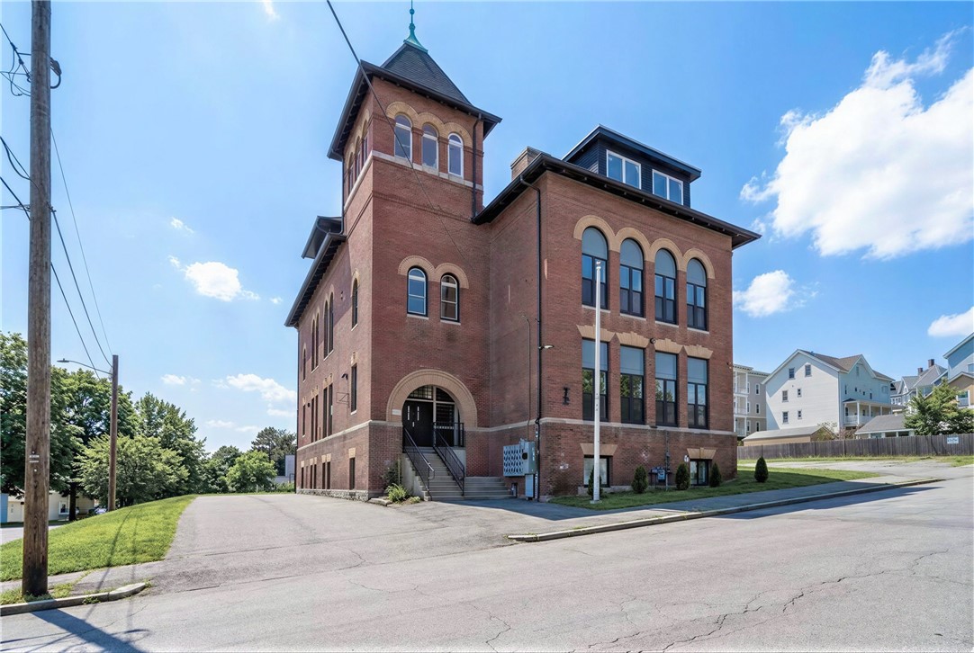 72 Kendrick Avenue Woonsocket, RI 02895 - Photo 20 of 23