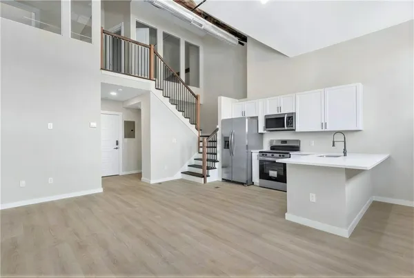 $1,600 | 72 Kendrick Avenue, Woonsocket, RI 02895