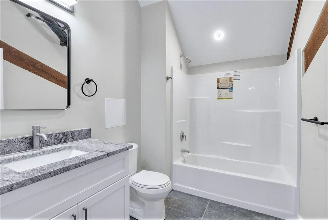 72 Kendrick Avenue Woonsocket, RI 02895 - Photo 4 of 23