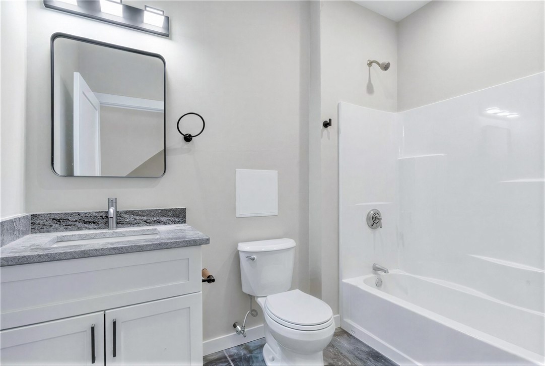 72 Kendrick Avenue Woonsocket, RI 02895 - Photo 5 of 23