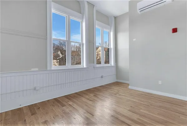 $1,600 | 72 Kendrick Avenue, Woonsocket, RI 02895