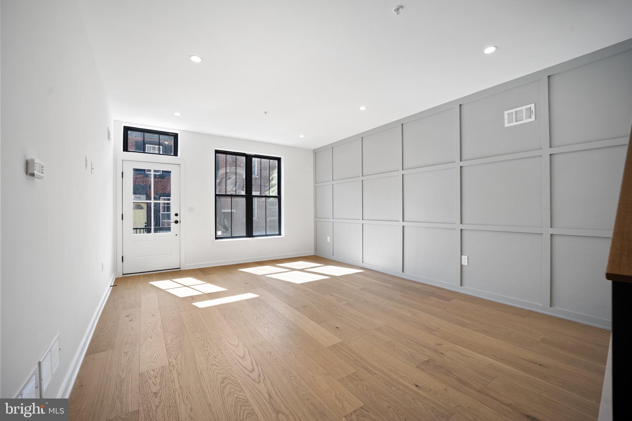 761 South Cleveland Street Philadelphia, PA 19146 - Photo 6 of 48