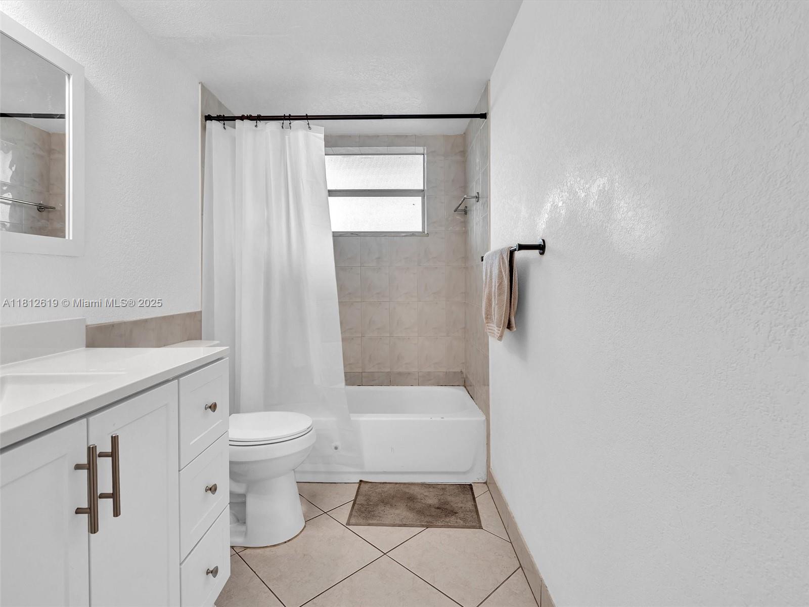 1770 Northeast 191st Street, Unit 1161 Miami, FL 33179 - Photo 22 of 46