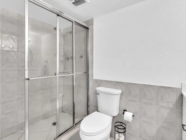 $2,375 | 1770 Northeast 191st Street, Unit 1161, Miami, FL 33179