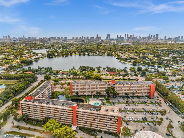 $2,375 | 1770 Northeast 191st Street, Unit 1161, Miami, FL 33179