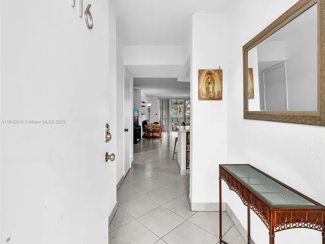 $2,375 | 1770 Northeast 191st Street, Unit 1161, Miami, FL 33179