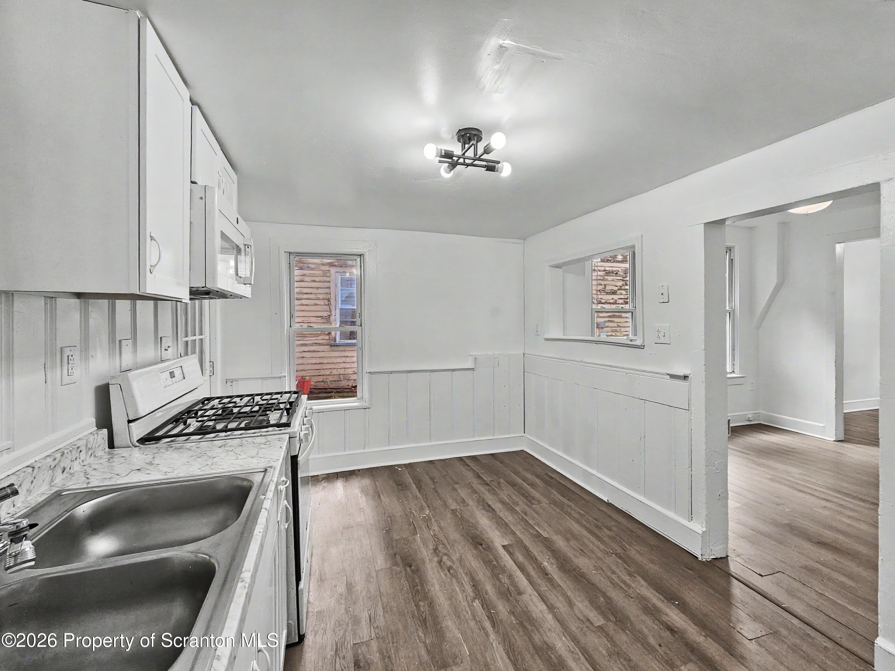 907 Green Ridge Street, Unit R Scranton, PA 18509 - Photo 4 of 14 Kitchen View 2