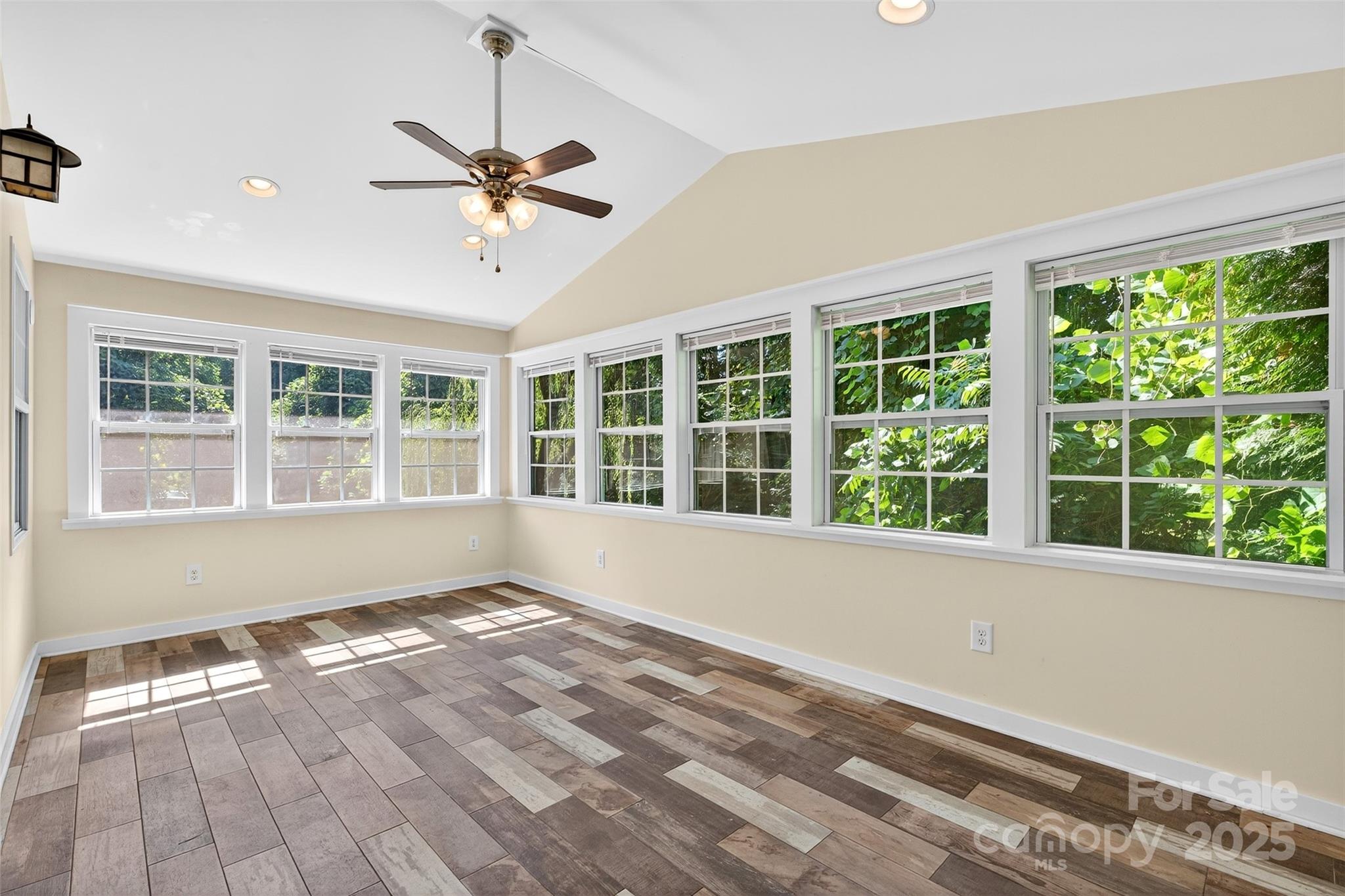 160 East Howard Street Tryon, NC 28782 - Photo 33 of 48