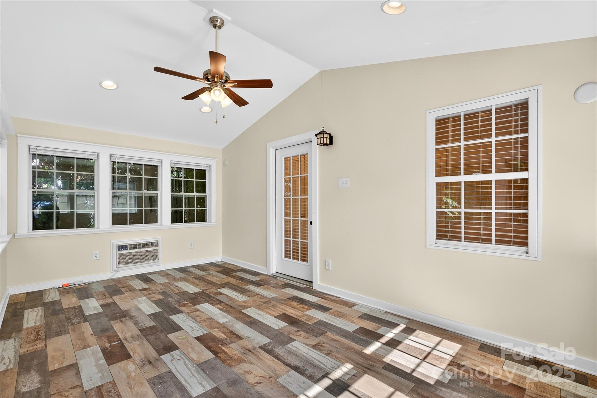 160 East Howard Street Tryon, NC 28782 - Photo 34 of 48