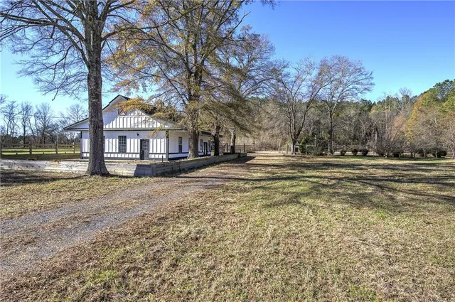 $324,900 | 3212 Highway 41, Calhoun, GA 30701