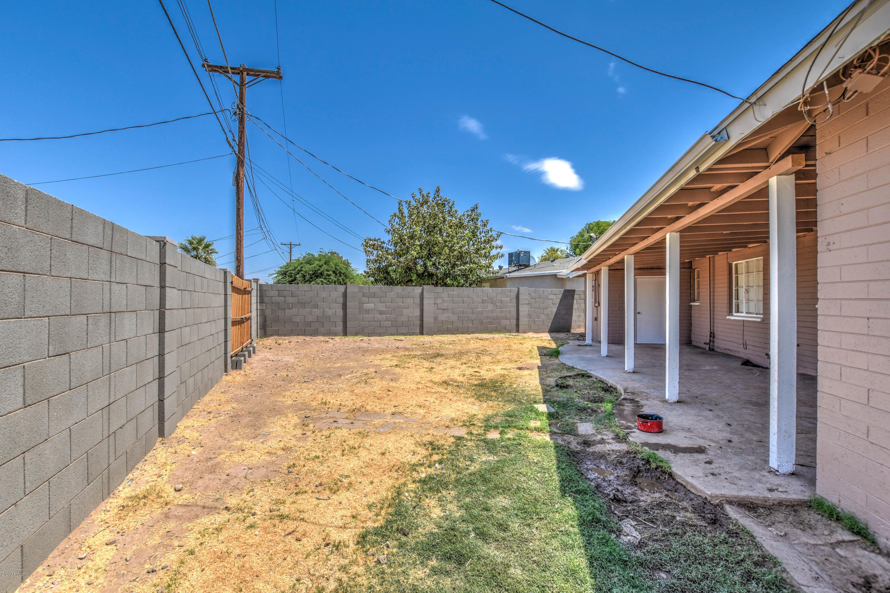 3242 West Roma Avenue Phoenix, AZ 85017 - Photo 38 of 42 REAR 3
