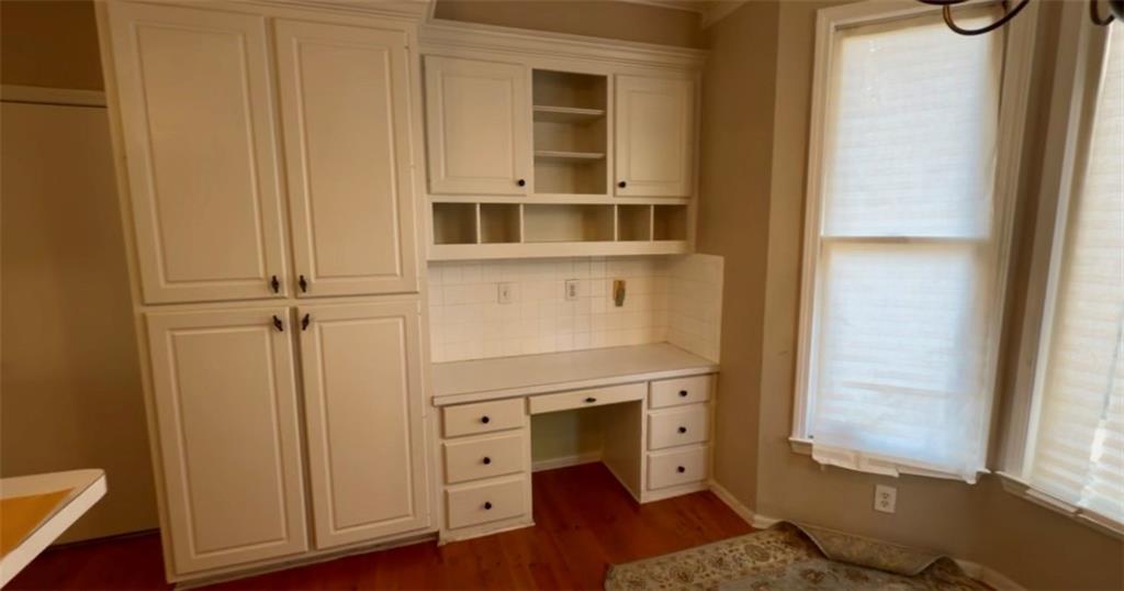 4325 Sherwood Oaks Drive Decatur, GA 30034 - Photo 7 of 9