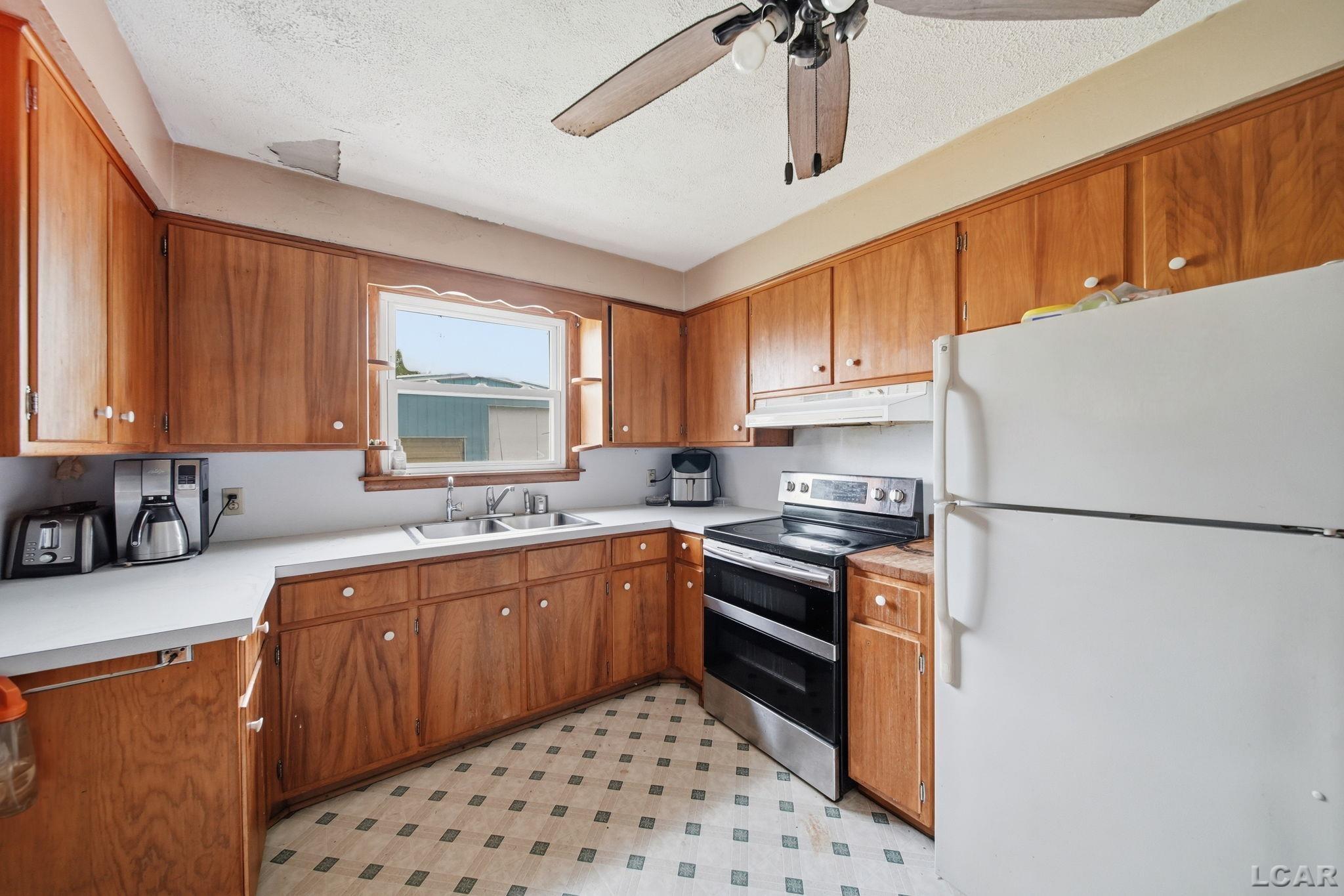 4901 East Weston Road Blissfield, MI 49228 - Photo 6 of 26