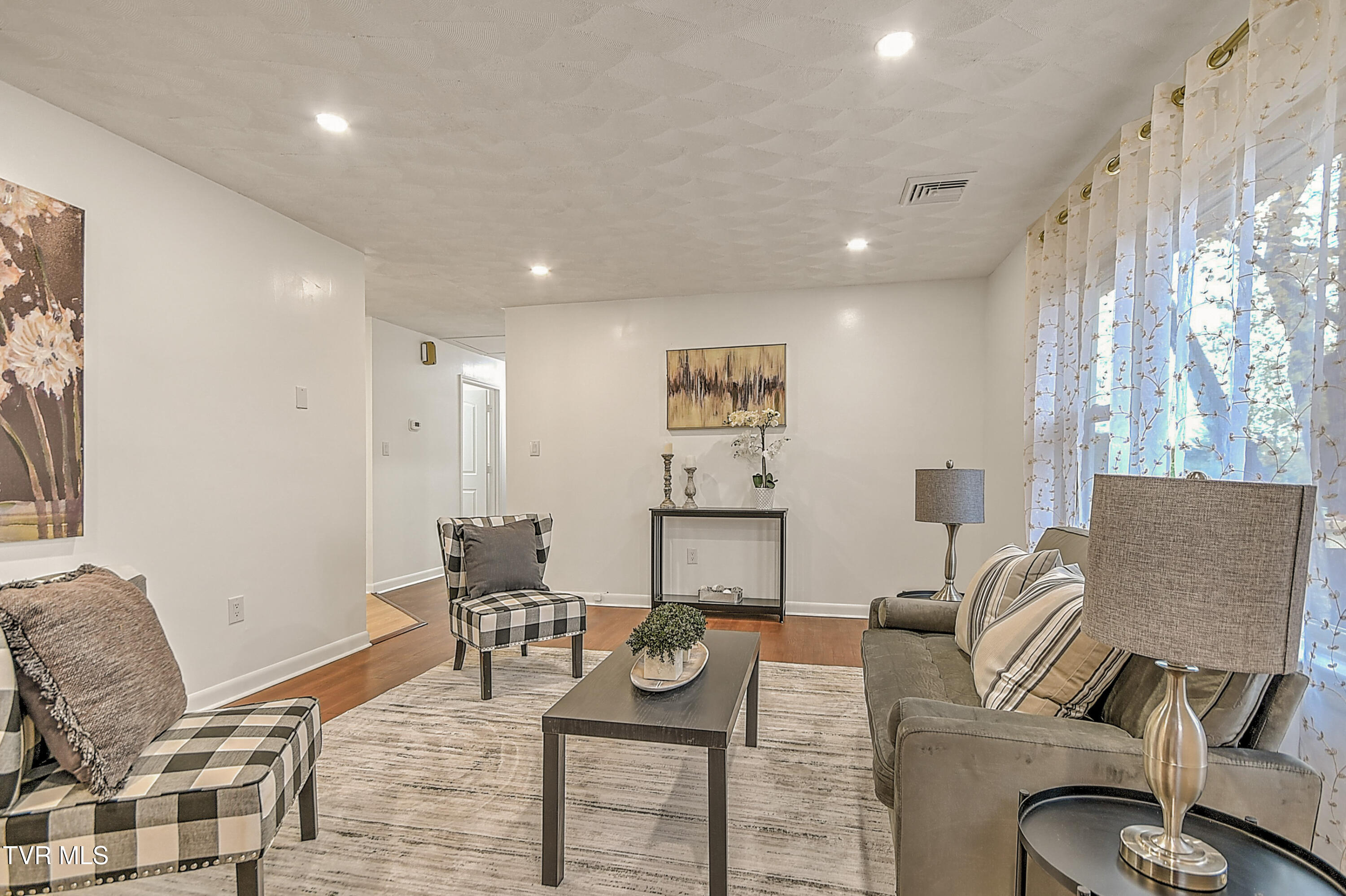 425 Seminole Road Bristol, VA 24201 - Photo 18 of 45 425 Seminole KB-16