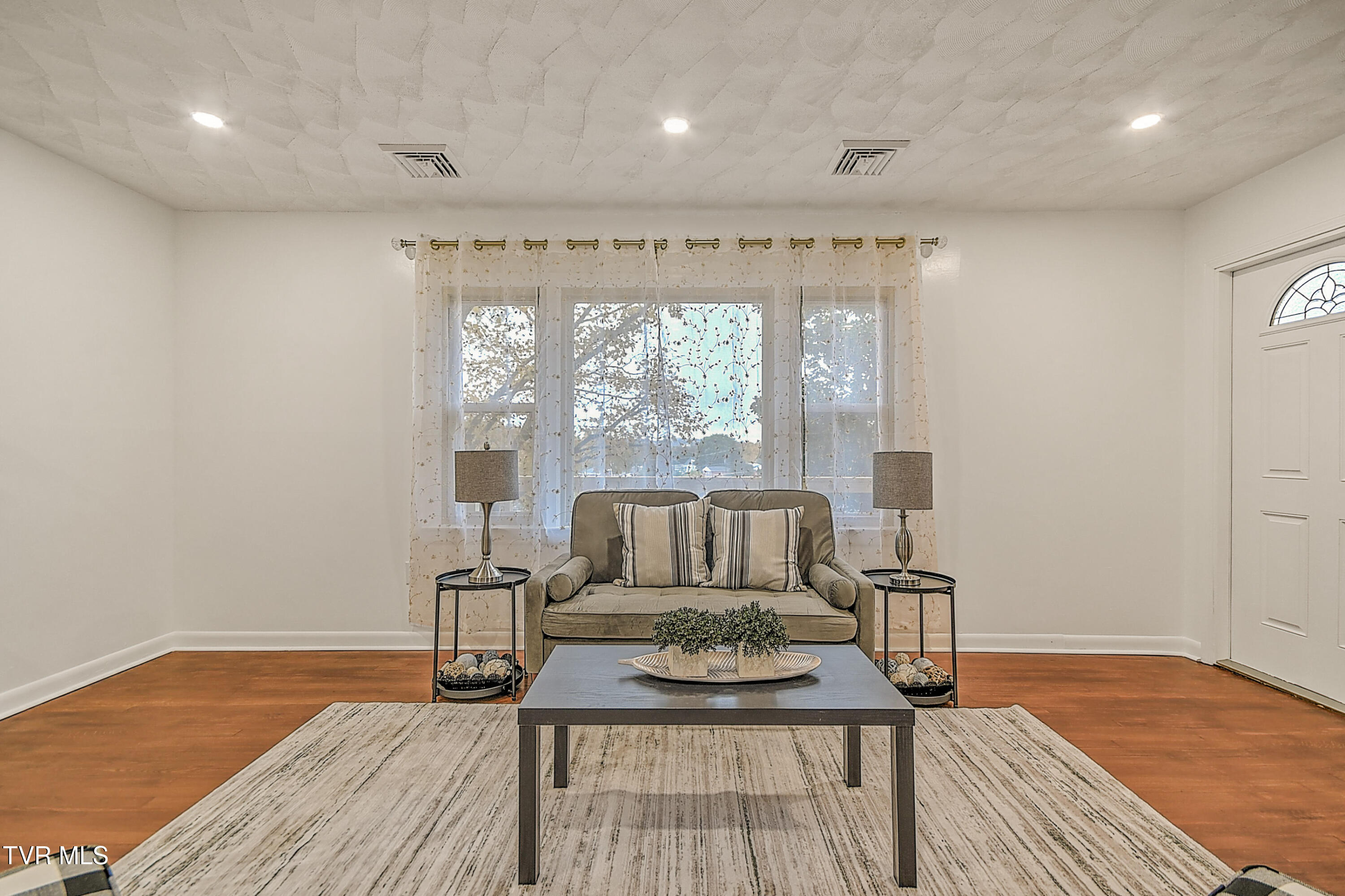 425 Seminole Road Bristol, VA 24201 - Photo 19 of 45 425 Seminole KB-18