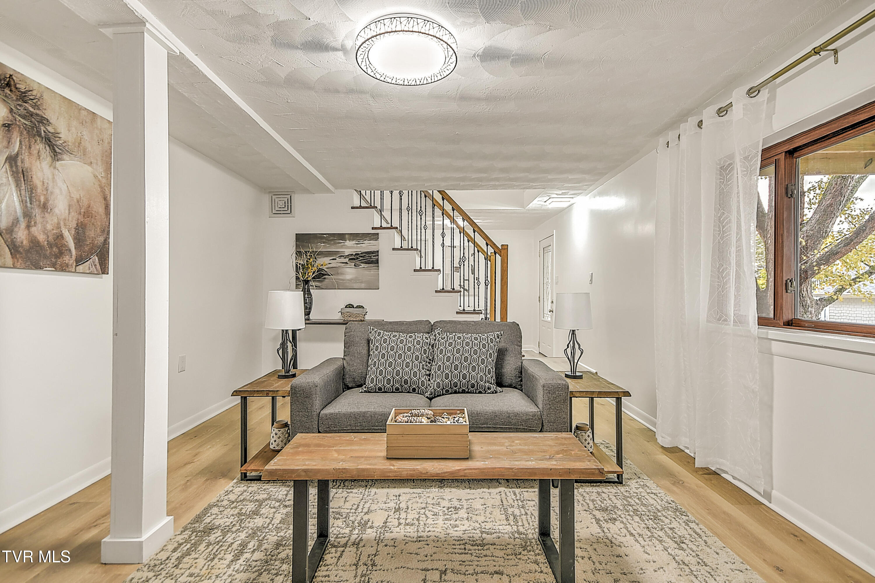 425 Seminole Road Bristol, VA 24201 - Photo 3 of 45 425 Seminole KB-12