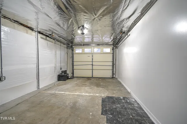 $284,400 | 425 Seminole Road, Bristol, VA 24201