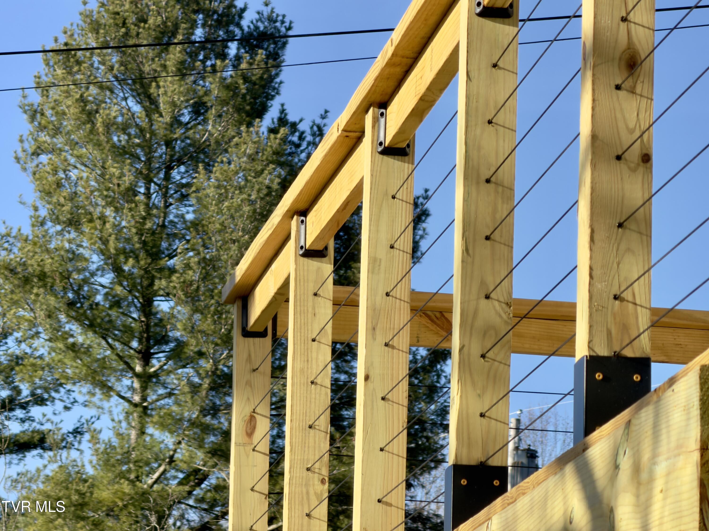 425 Seminole Road Bristol, VA 24201 - Photo 40 of 45 IMG_7200