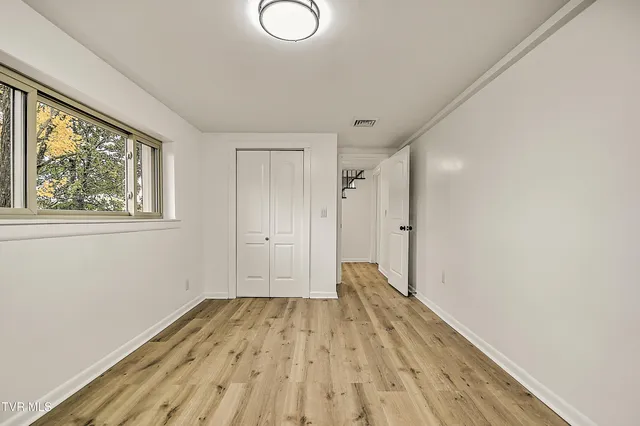 $284,400 | 425 Seminole Road, Bristol, VA 24201