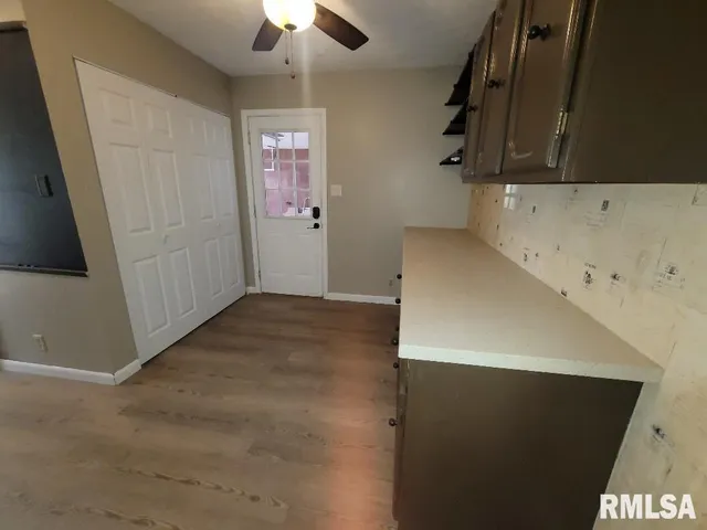 $183,900 | 12152 East Meadows Drive, Mount Vernon, IL 62864