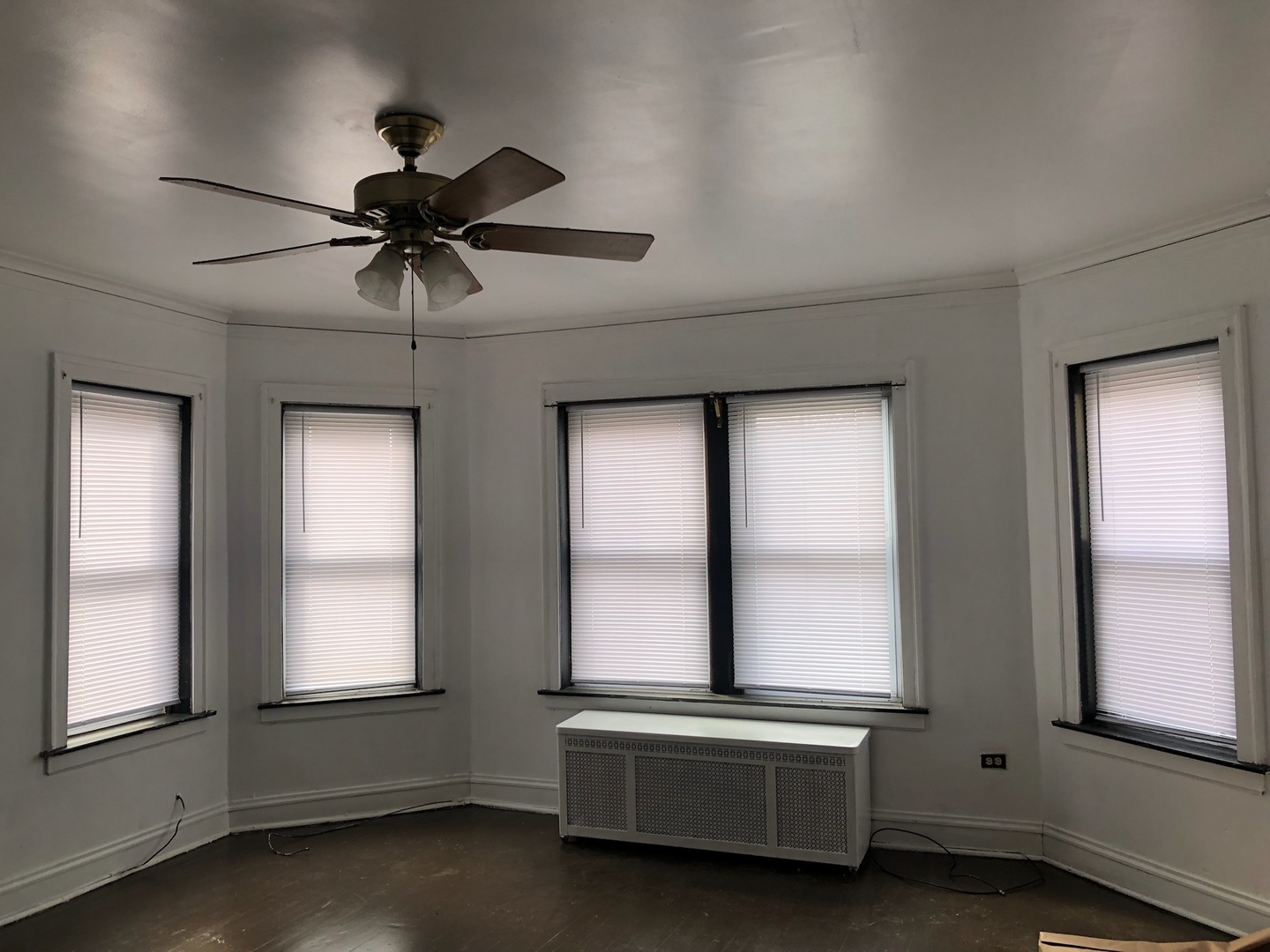 6841 South Prairie Avenue, Unit 1 Chicago, IL 60637 - Photo 2 of 9